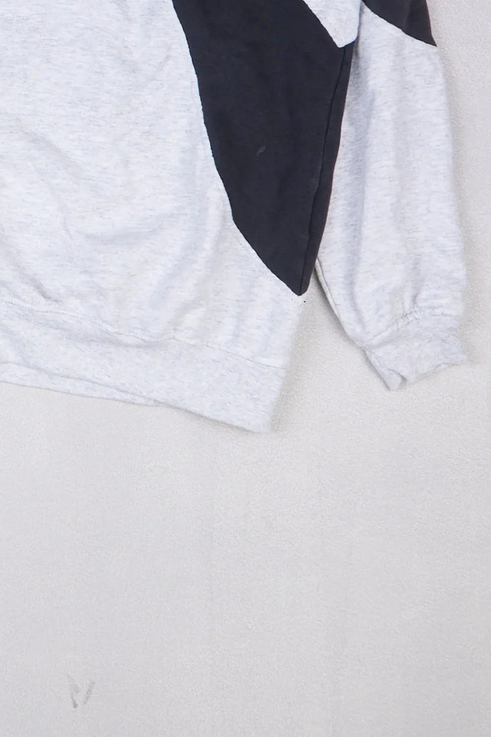Nike - Sweatshirt (L) Bottom Right