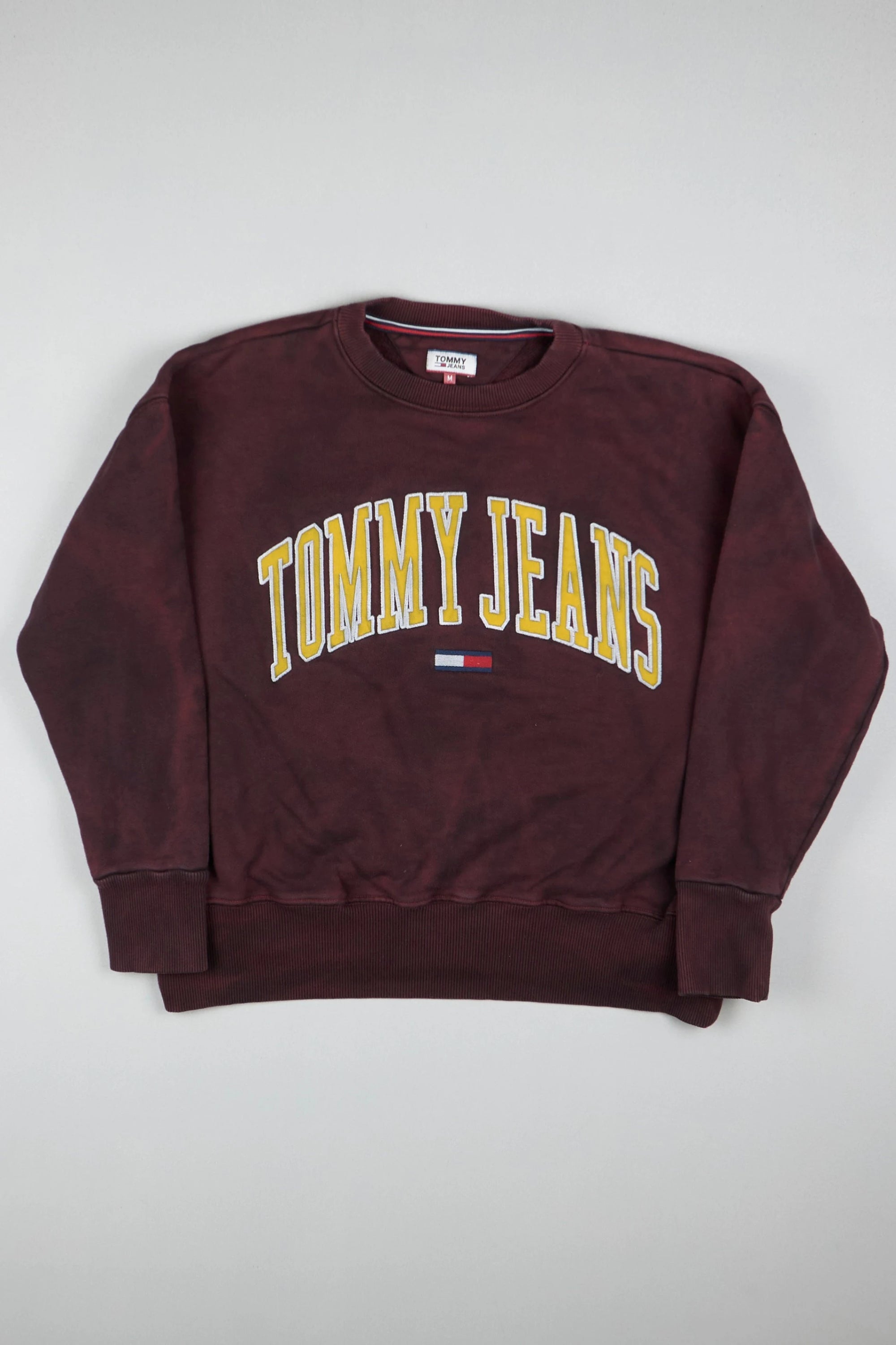 Tommy jeans sweatshirt burgundy hotsell