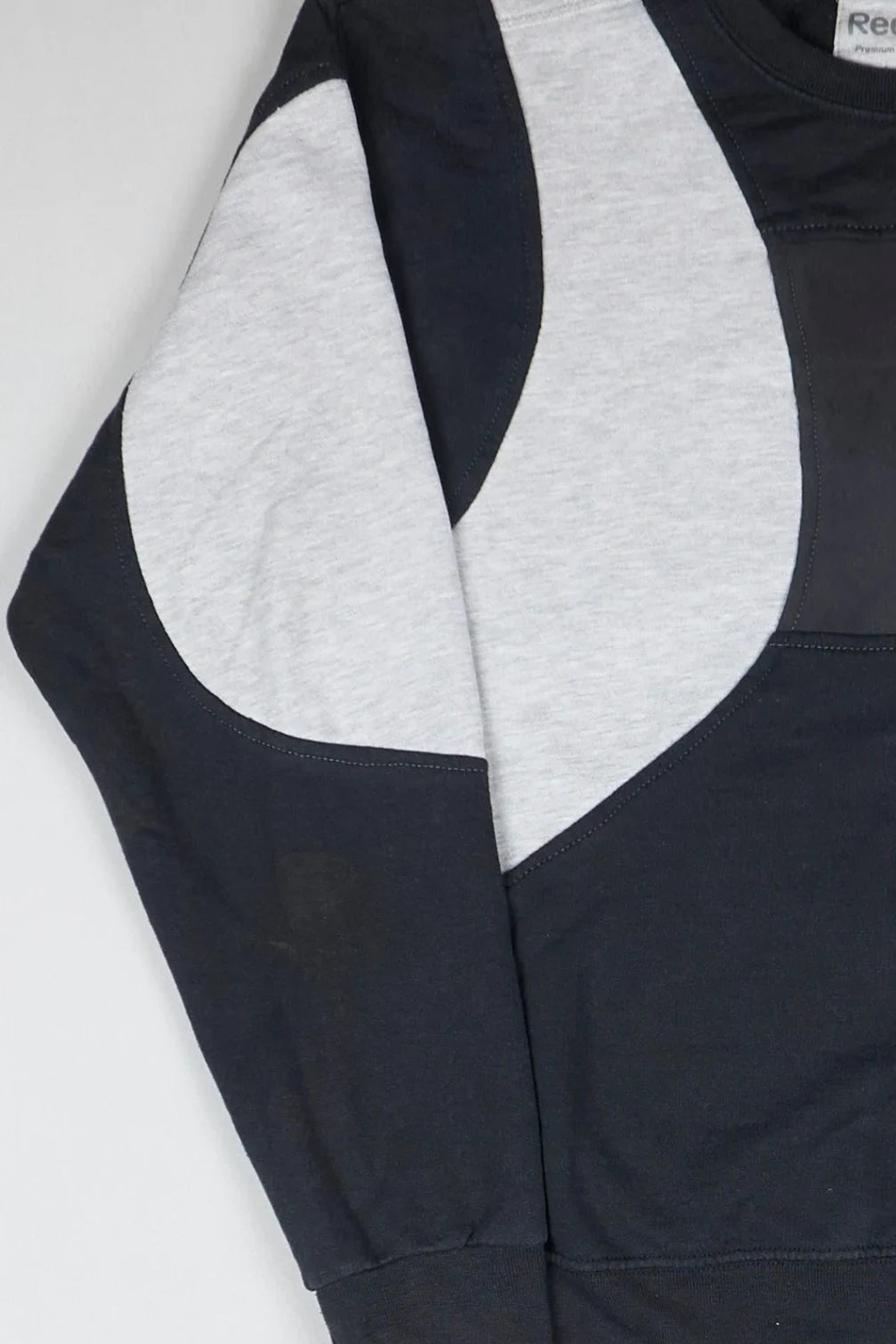 Reebok - Renewed Sweatshirt (L)