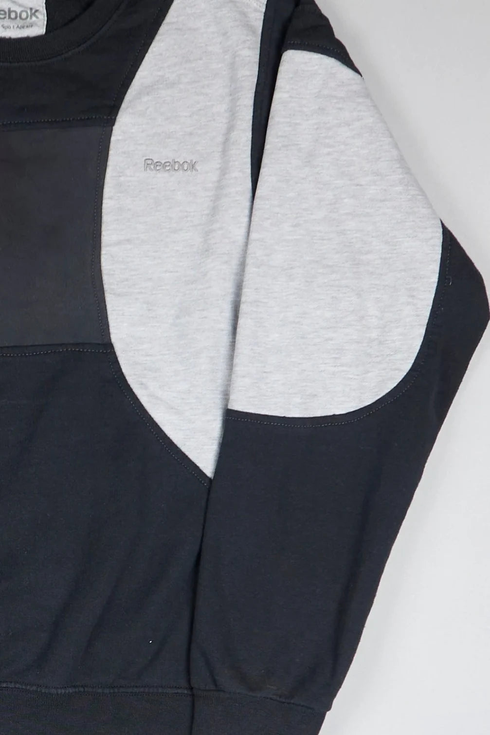 Reebok - Renewed Sweatshirt (L)