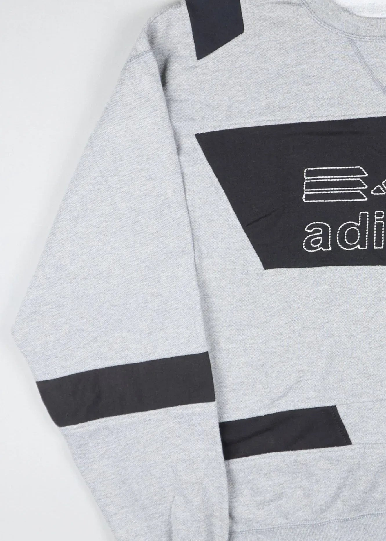 Adidas - Renewed Sweatshirt (XL) Left