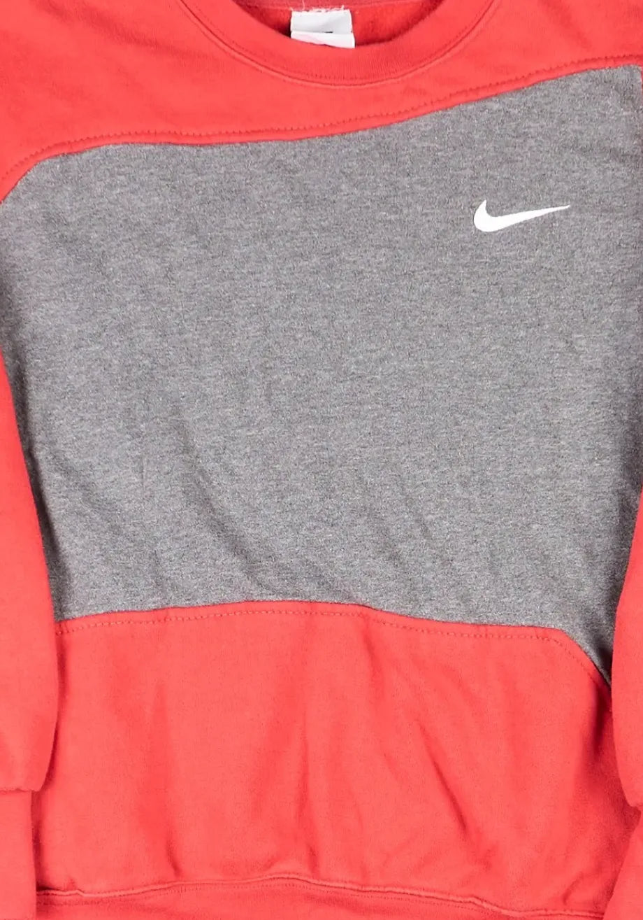 Nike - Renewed Sweatshirt (XXS)