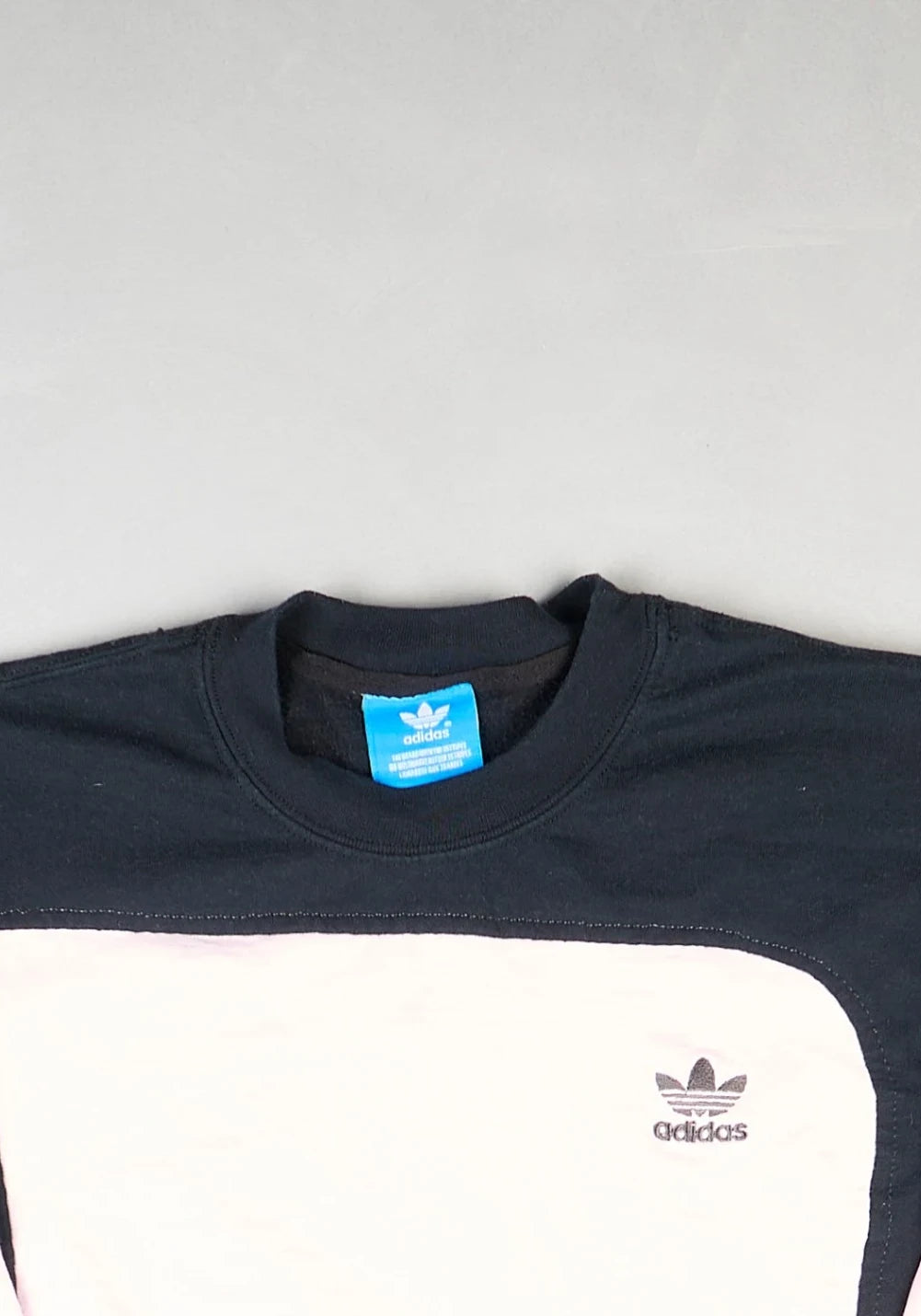 Adidas - Renewed Sweatshirt (XS)