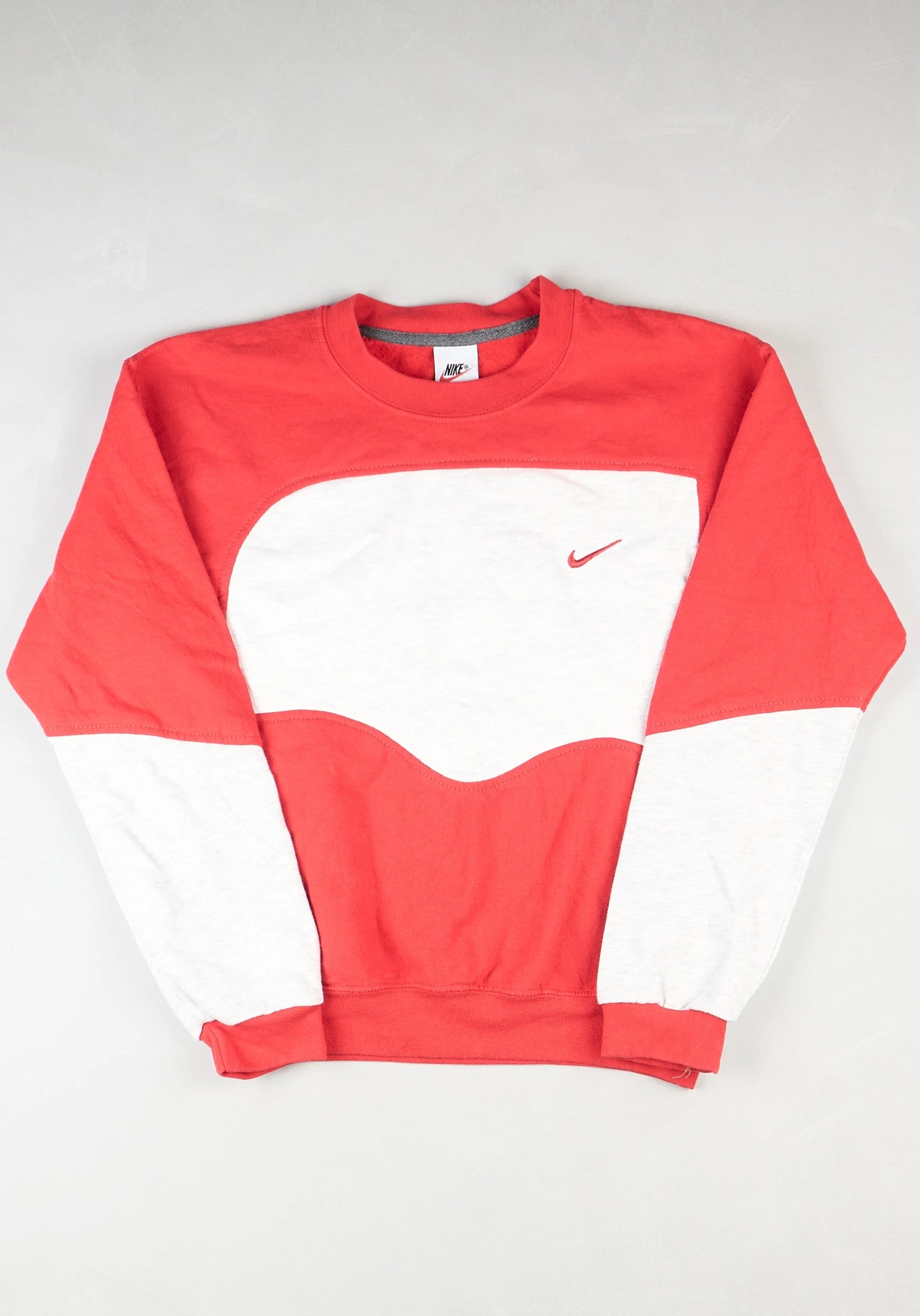 Nike - Renewed Sweatshirt (XS)