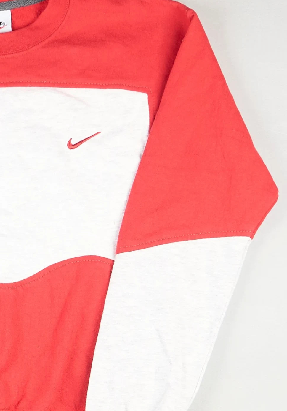 Nike - Renewed Sweatshirt (XS)