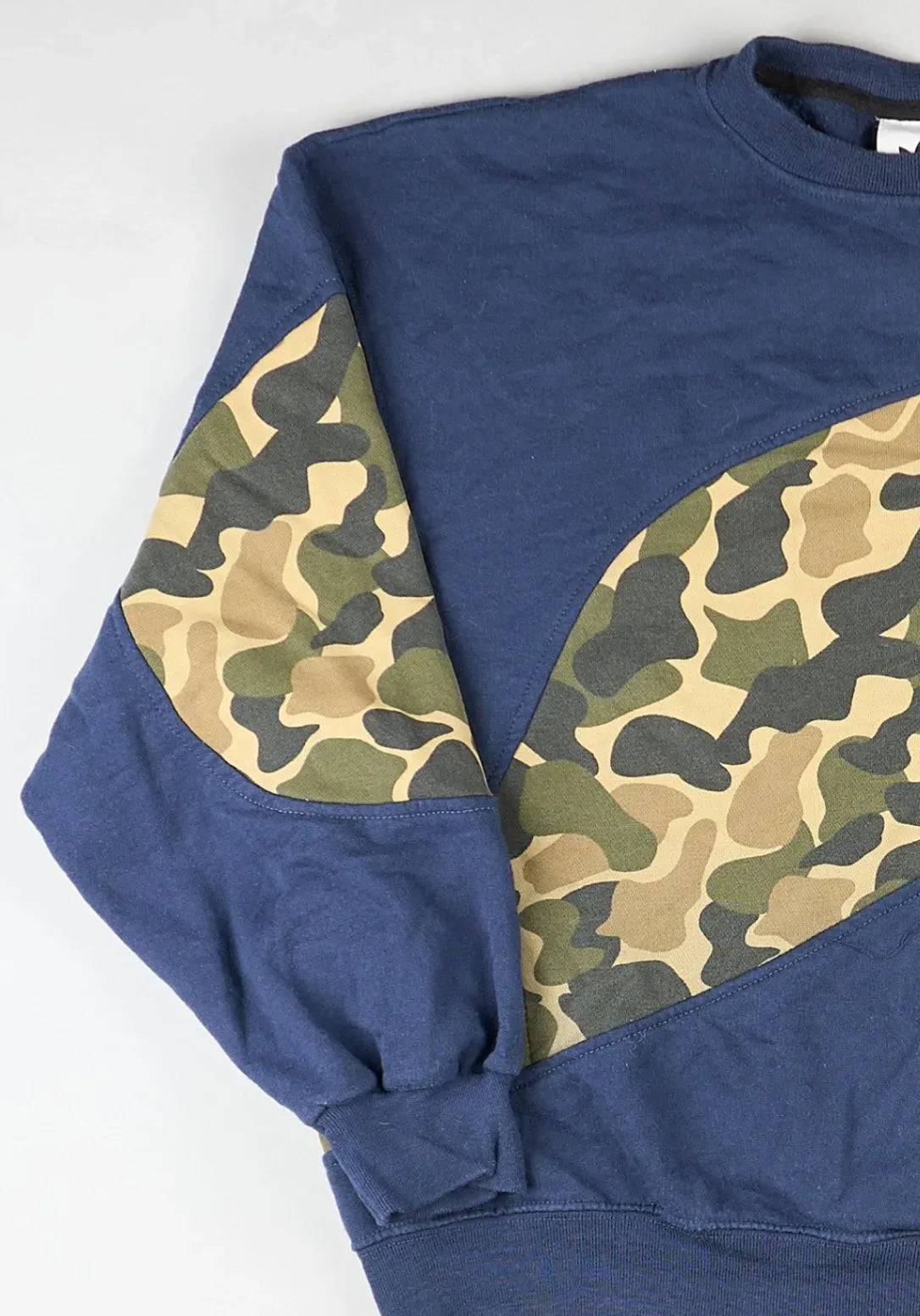 Adidas - Renewed Sweatshirt (XS)