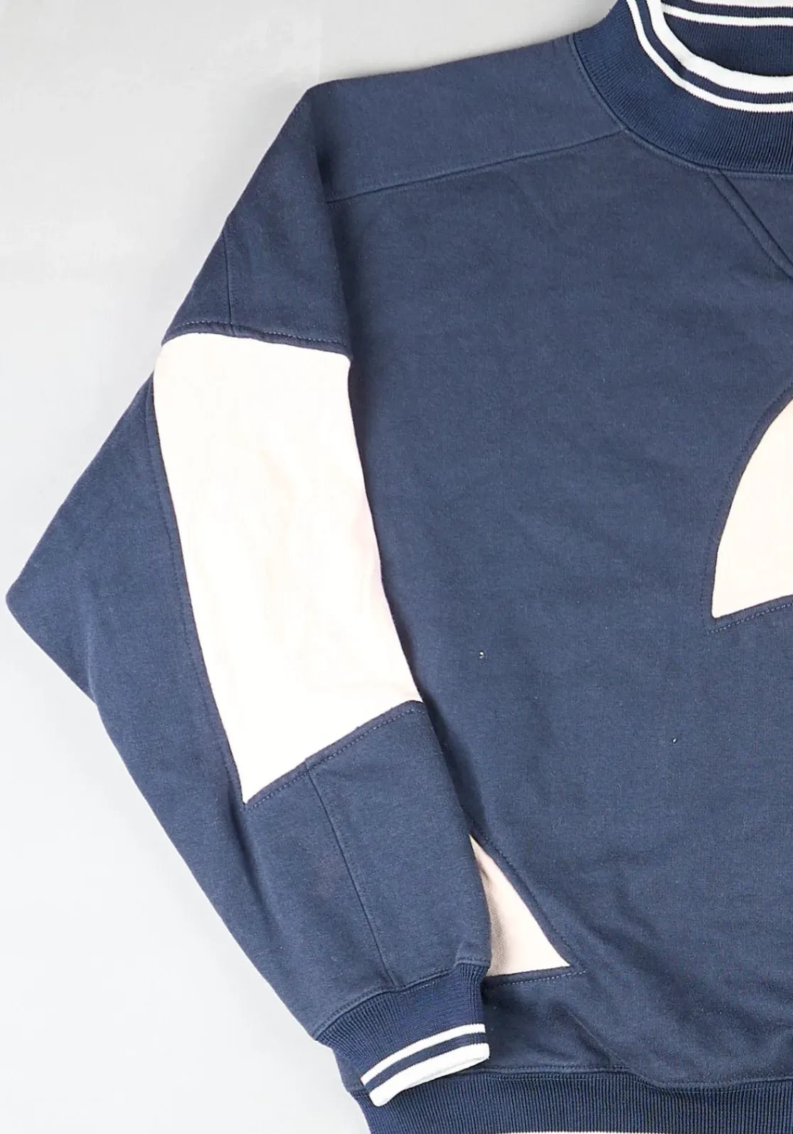 Nike - Renewed Sweatshirt (XS)