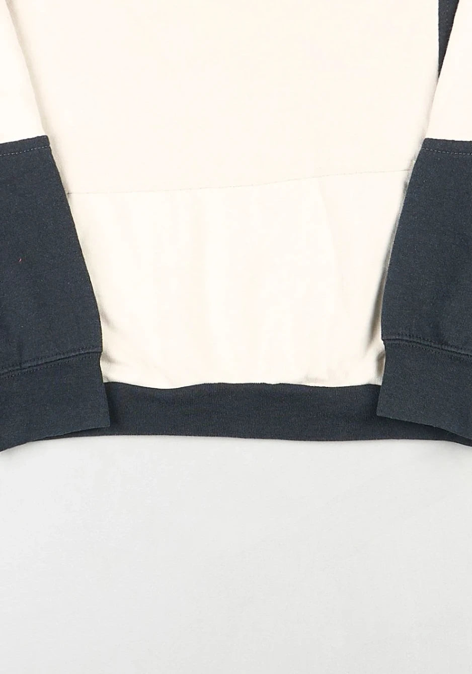 Tommy Hilfiger - Renewed Sweatshirt (XS)