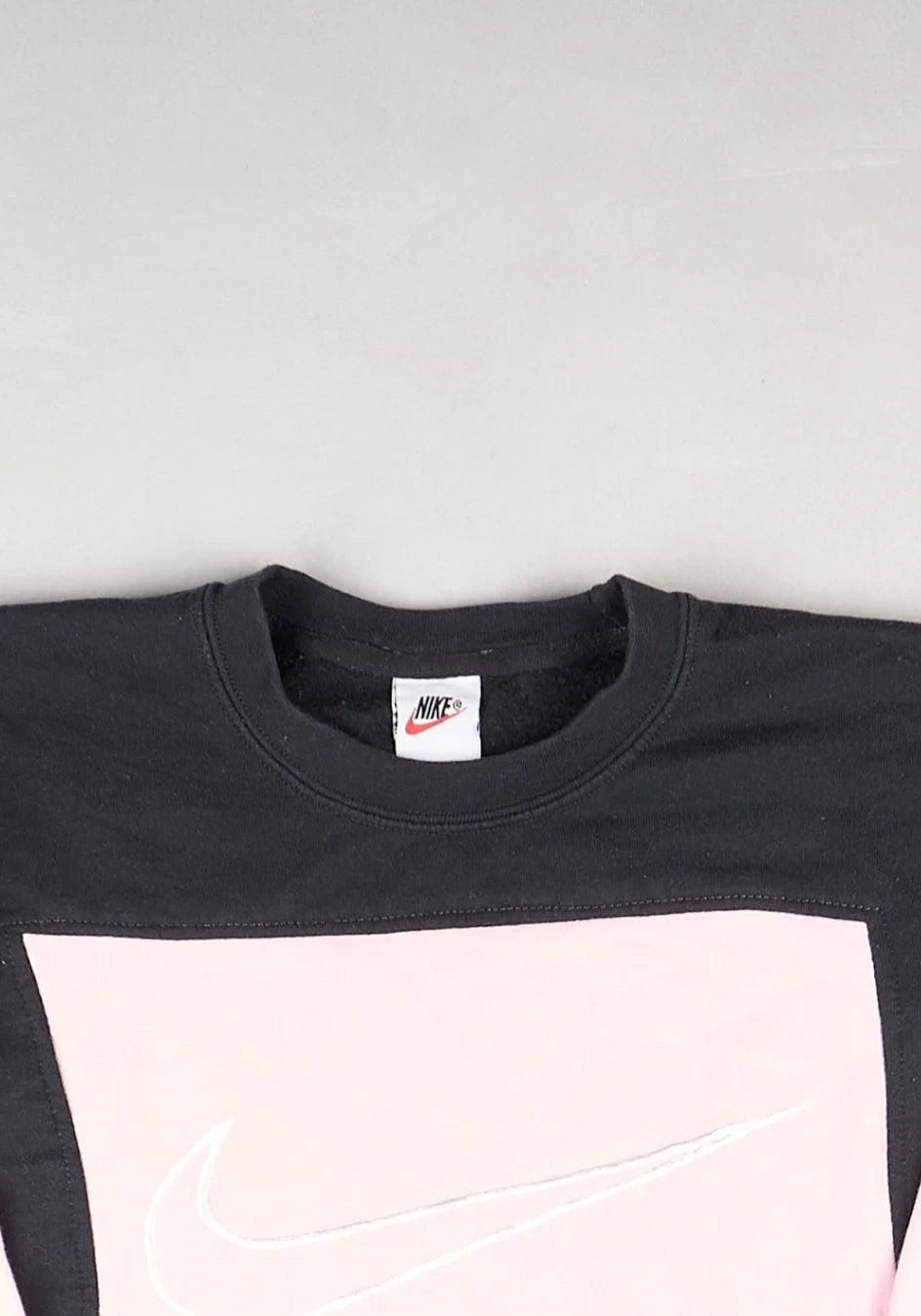Nike - Renewed Sweatshirt (XS)
