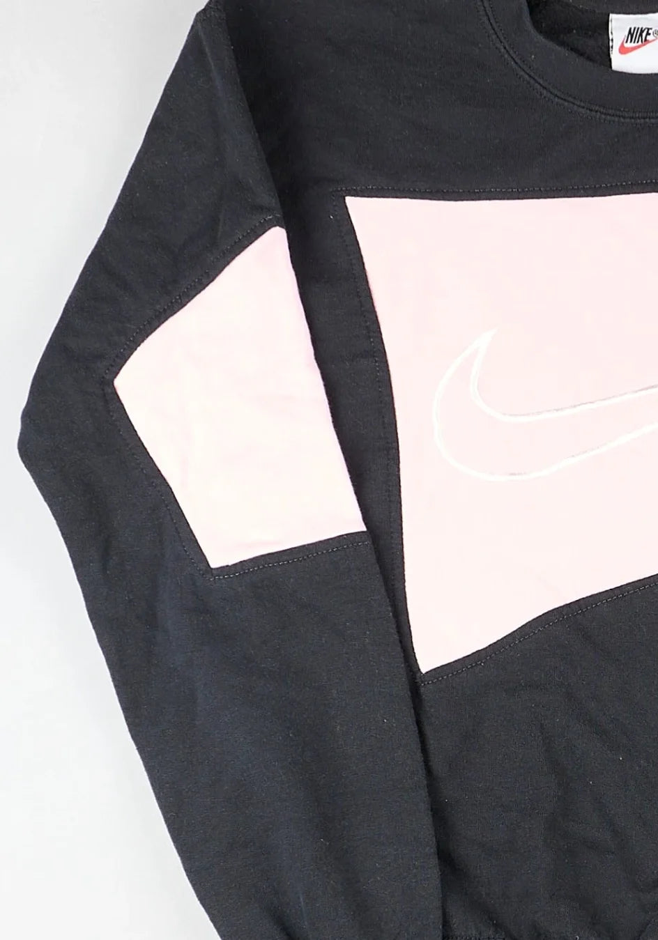 Nike - Renewed Sweatshirt (XS)