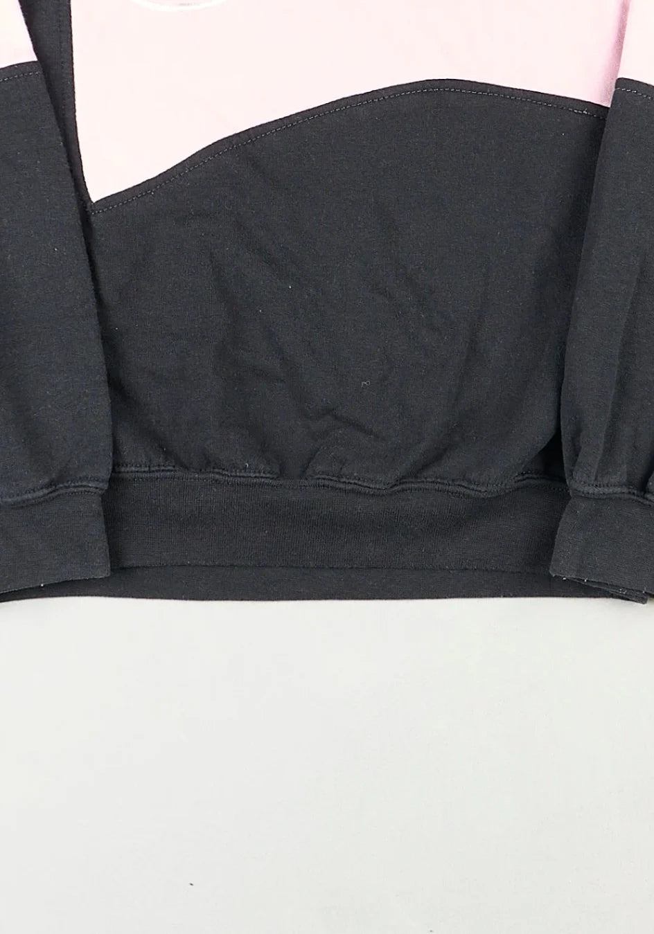 Nike - Renewed Sweatshirt (XS)