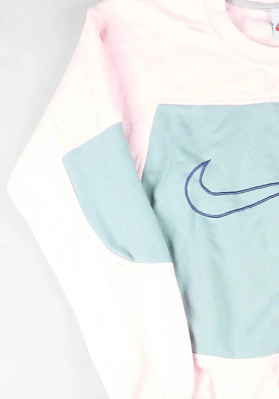Nike - Renewed Sweatshirt (XXS)