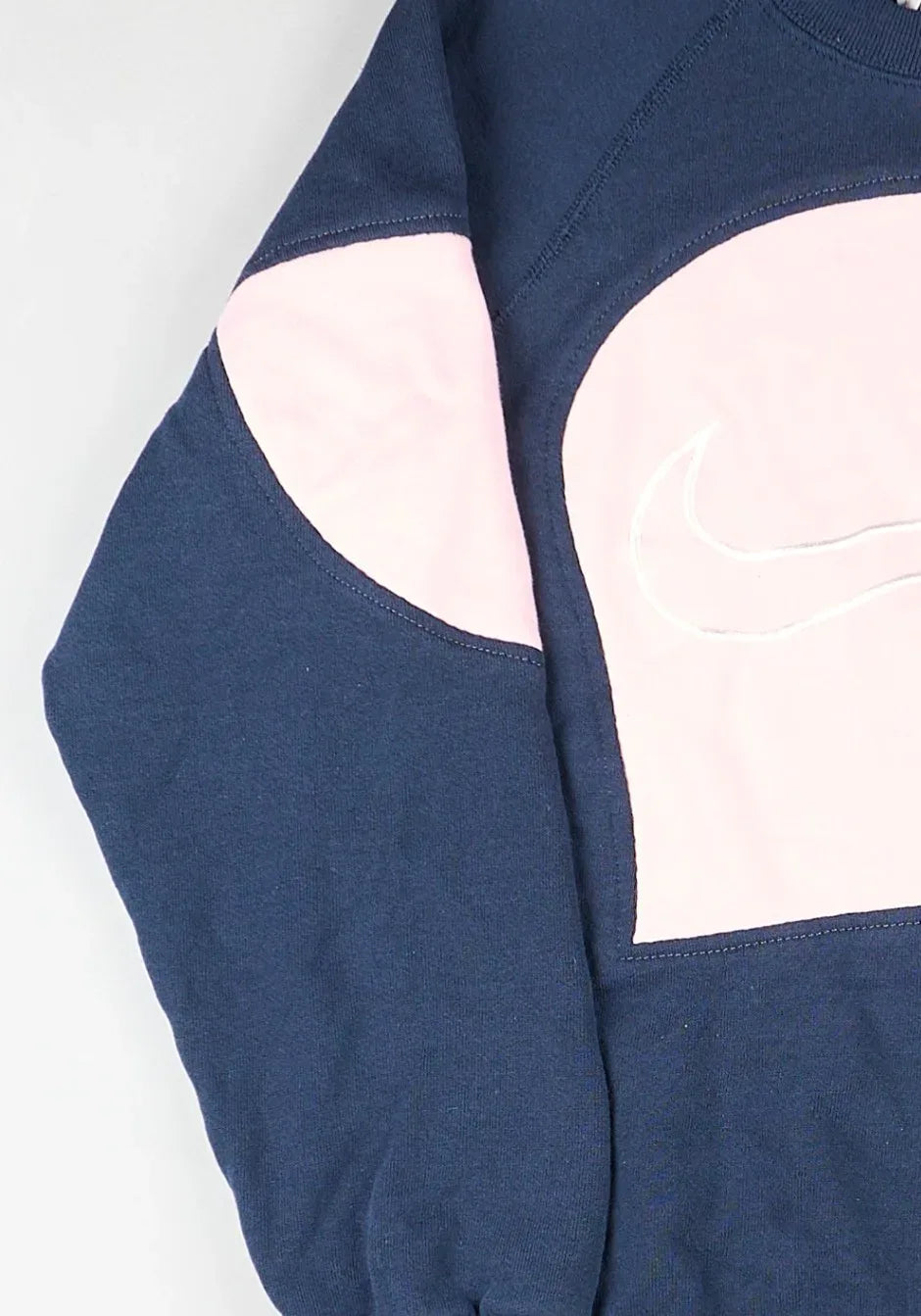 Nike - Renewed Sweatshirt (XS)