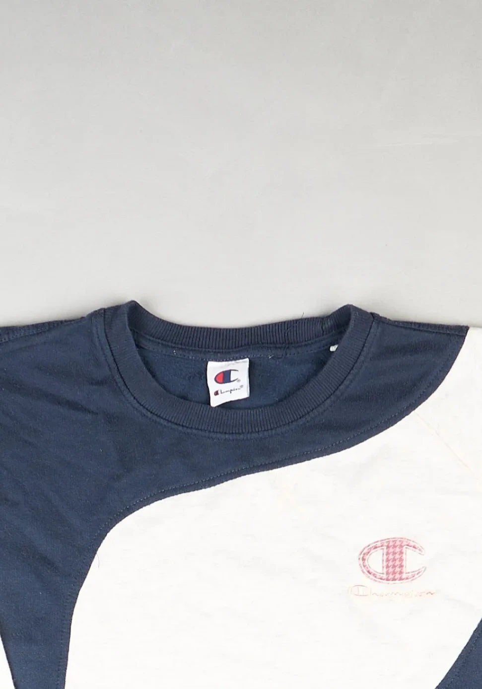 Champion - Renewed Sweatshirt (S)