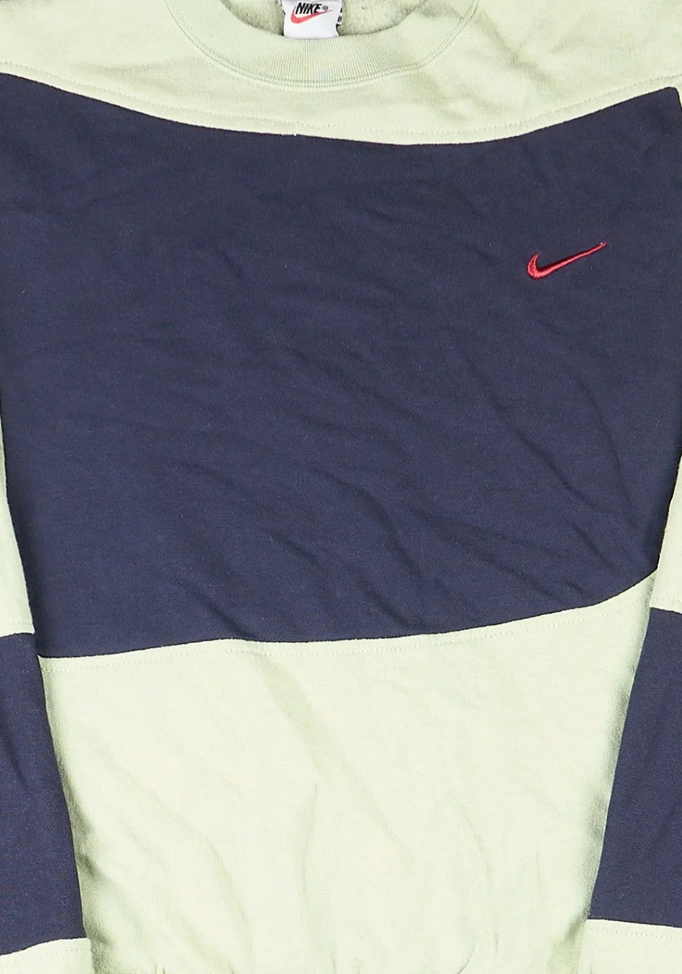 Nike - Renewed Sweatshirt (XS)