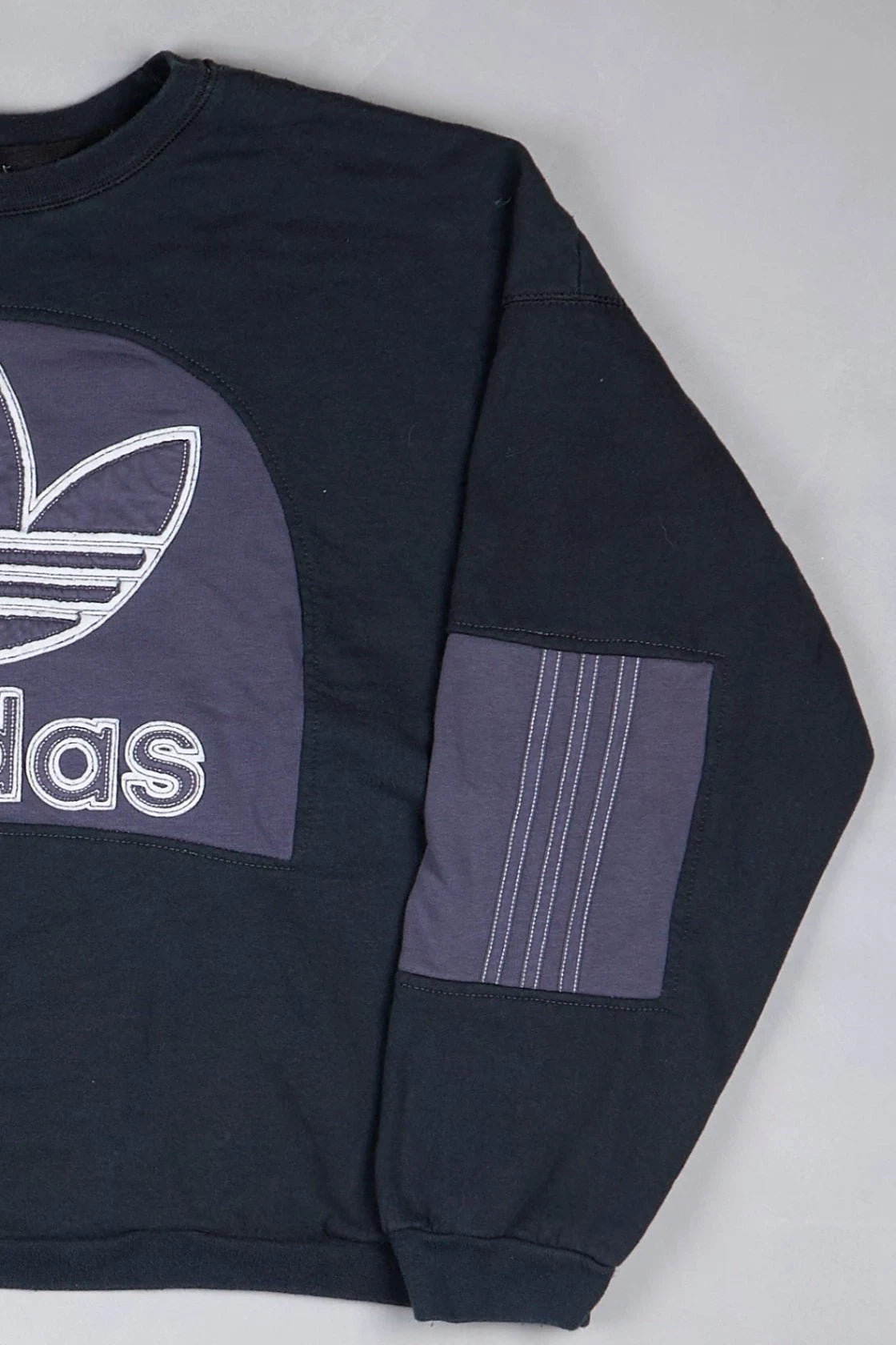 Adidas - Sweatshirt (L)