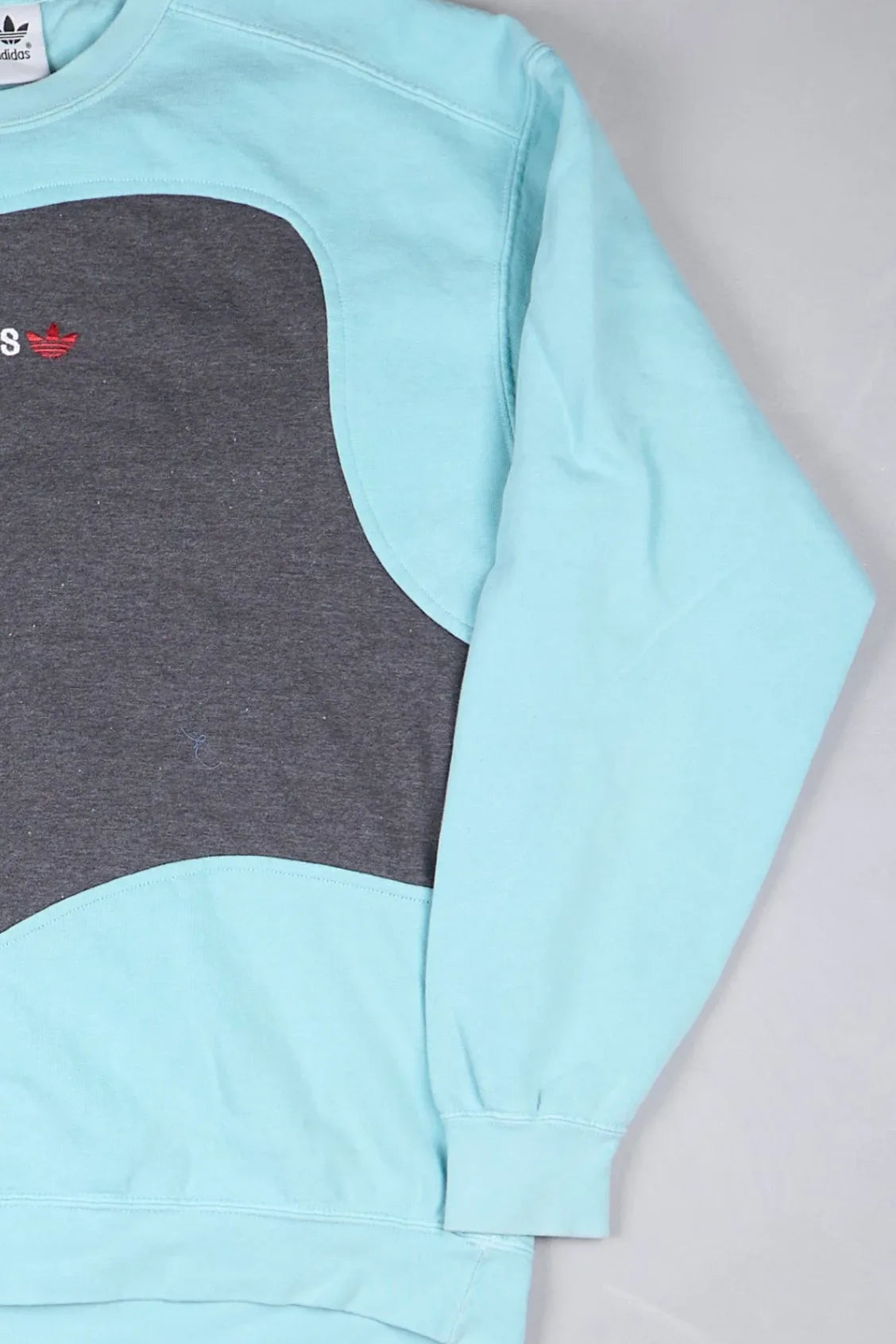 Adidas - Sweatshirt (L)