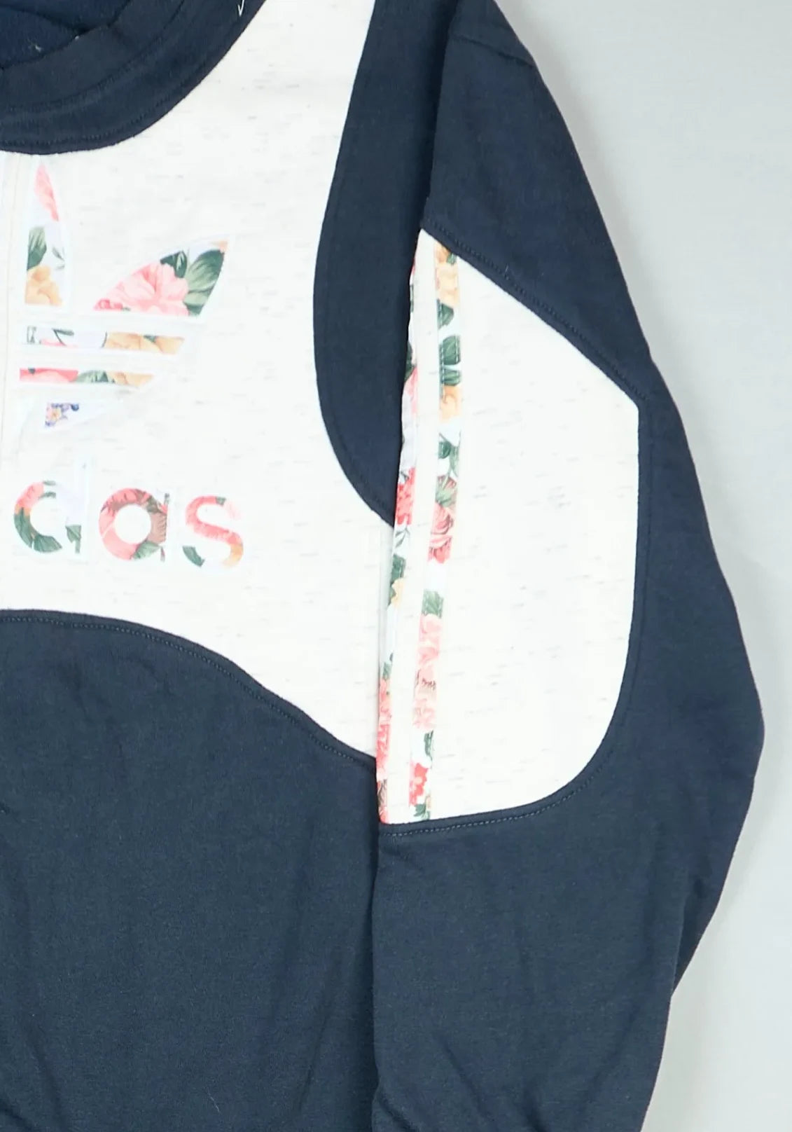 Adidas - Renewed Sweatshirt (S)
