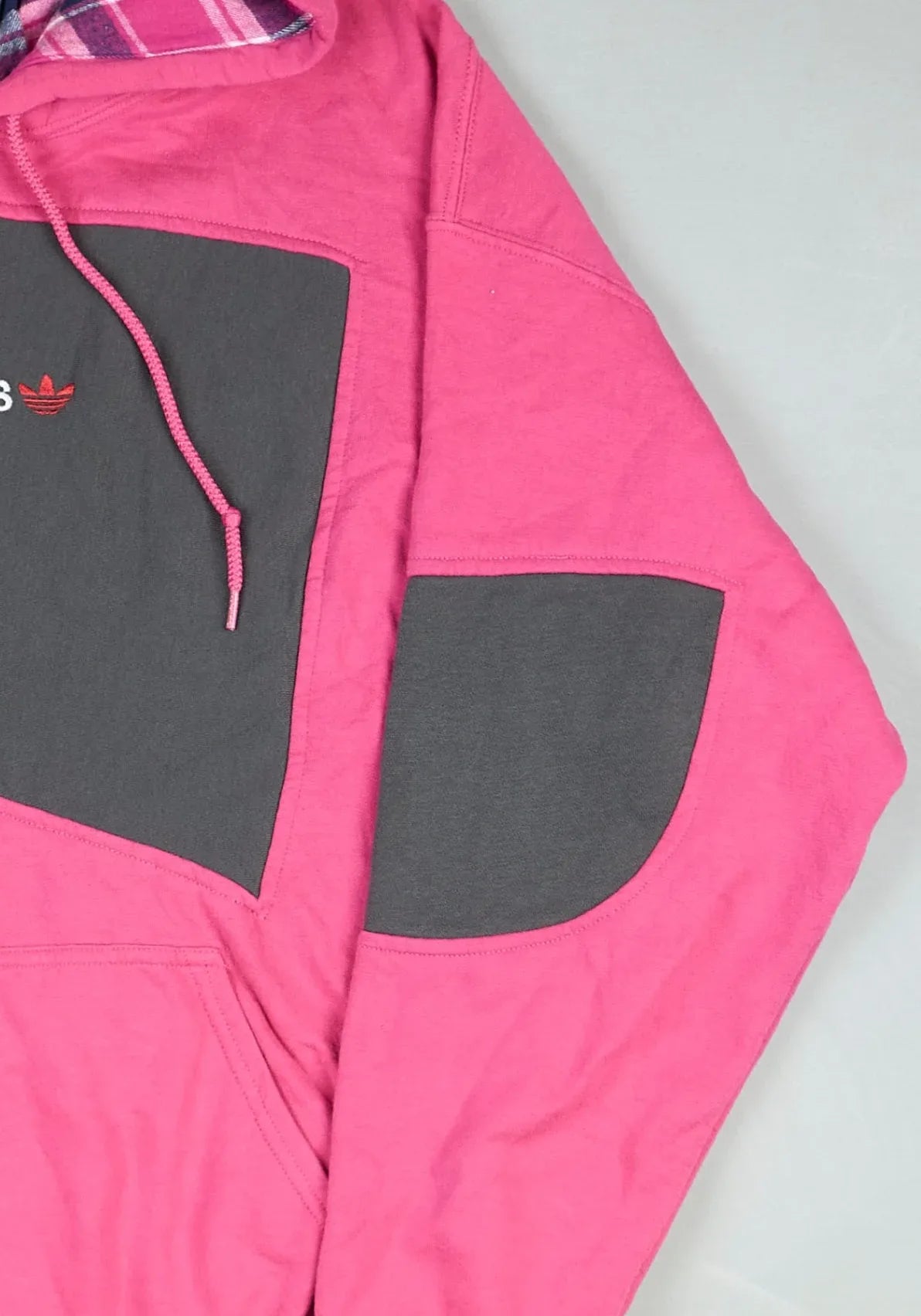 Adidas - Renewed Hoodie (L)
