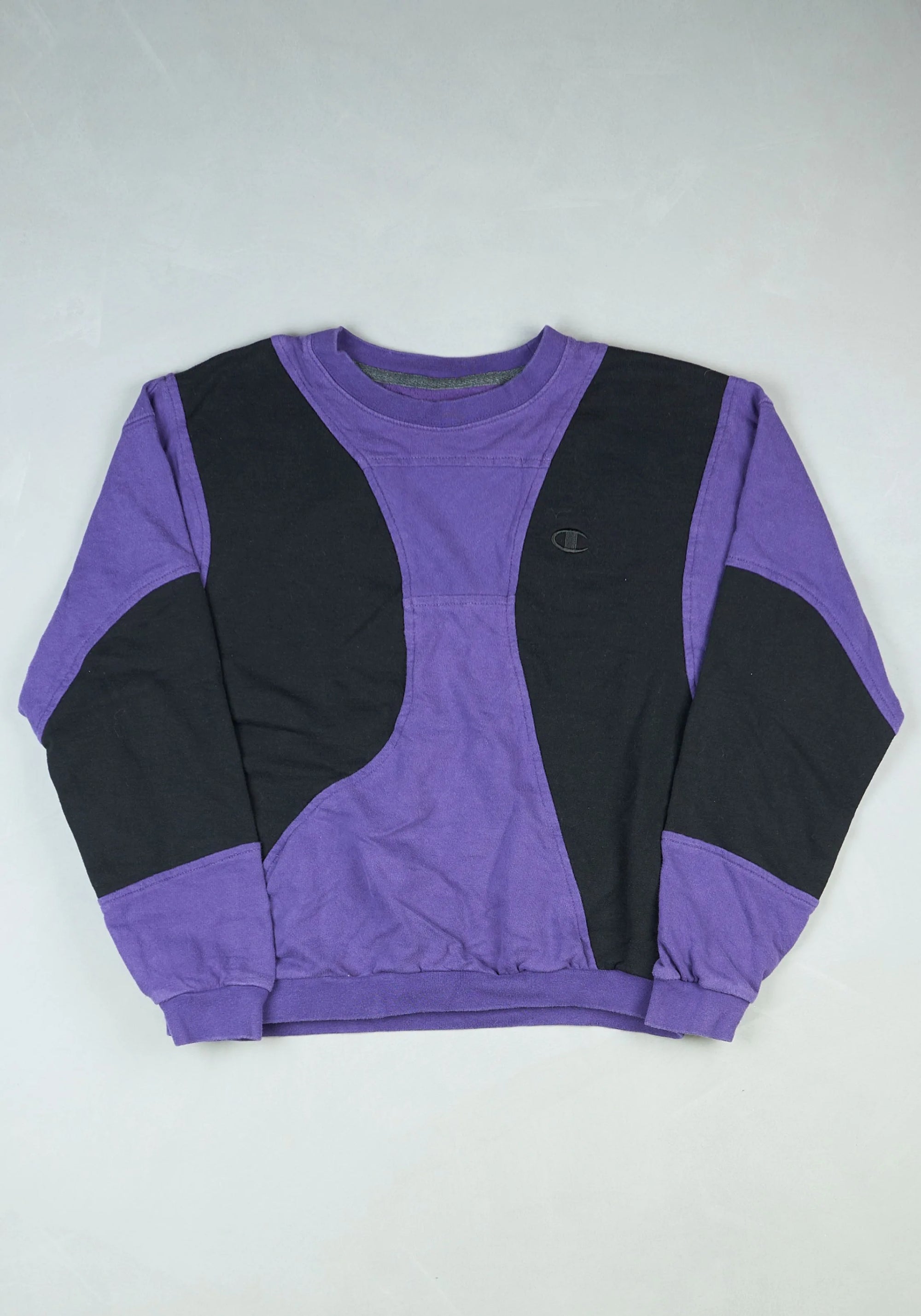Champion - Renewed Sweatshirt (S)