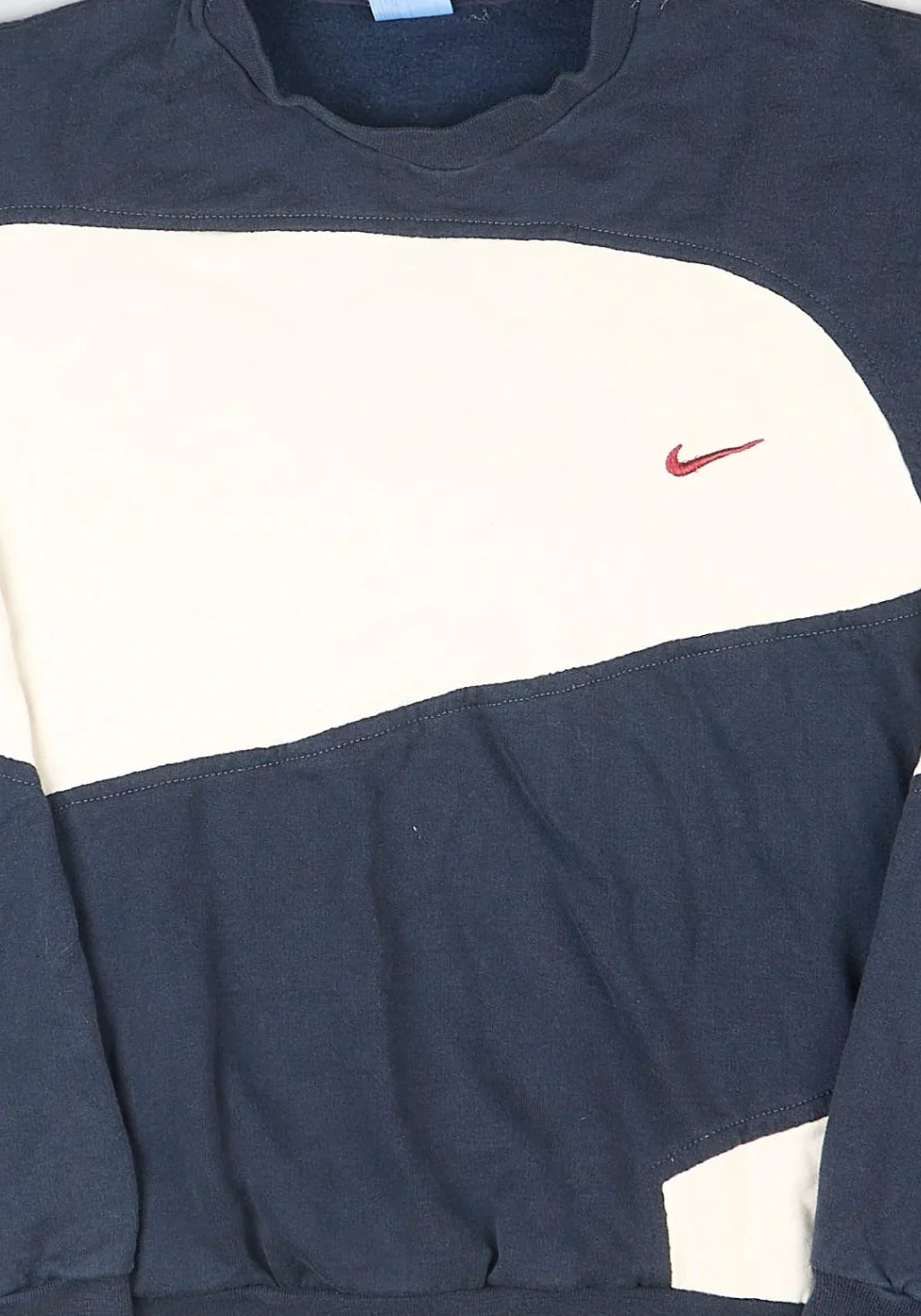 Nike - Renewed Sweatshirt (XS)