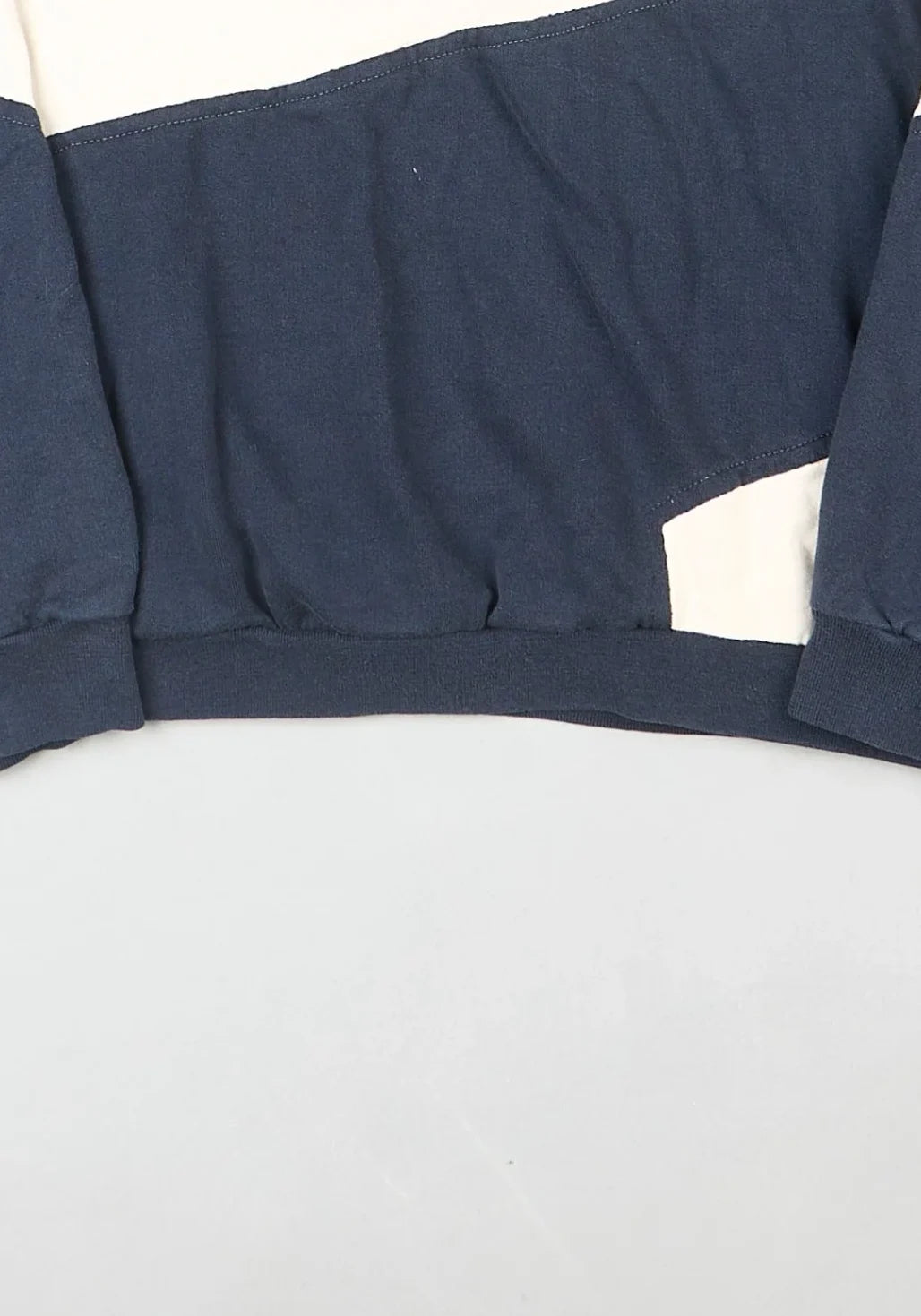 Nike - Renewed Sweatshirt (XS)
