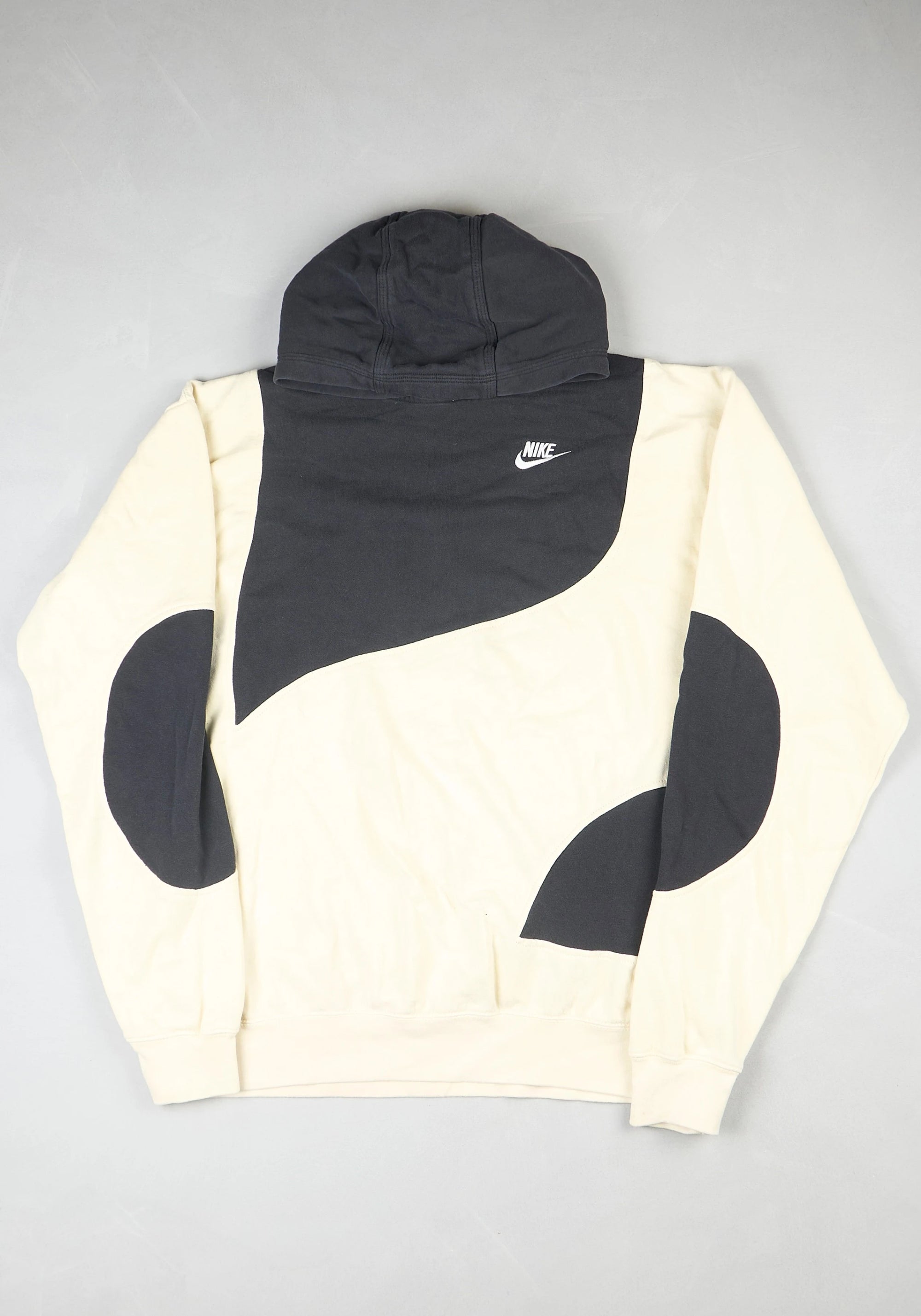 Nike - Renewed Hoodie (XL)