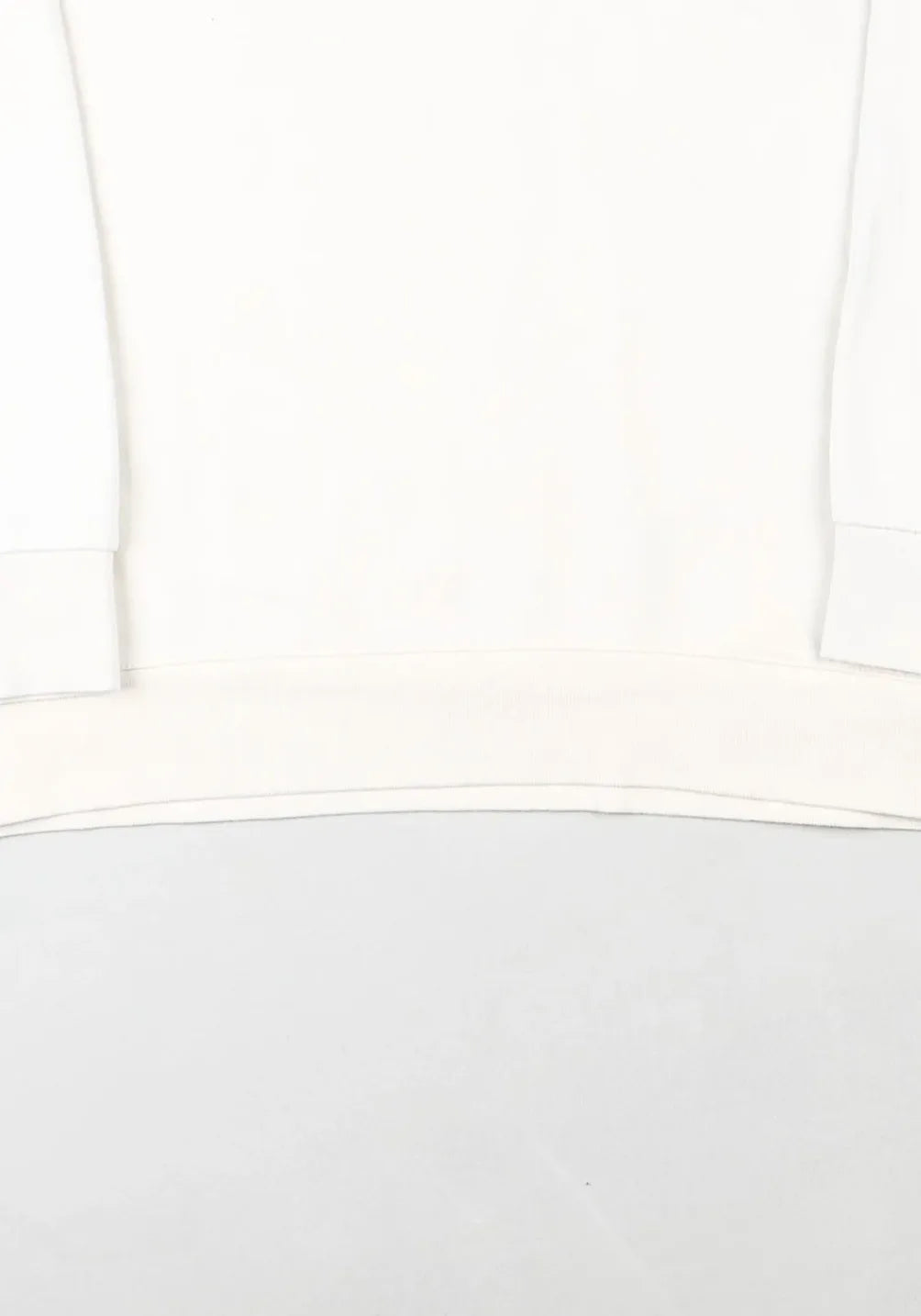 - Sweatshirt (S)