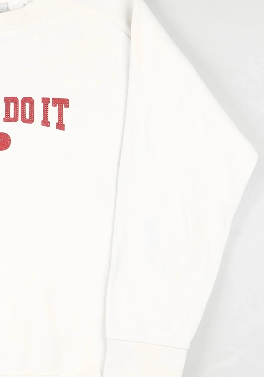 - Sweatshirt (S)