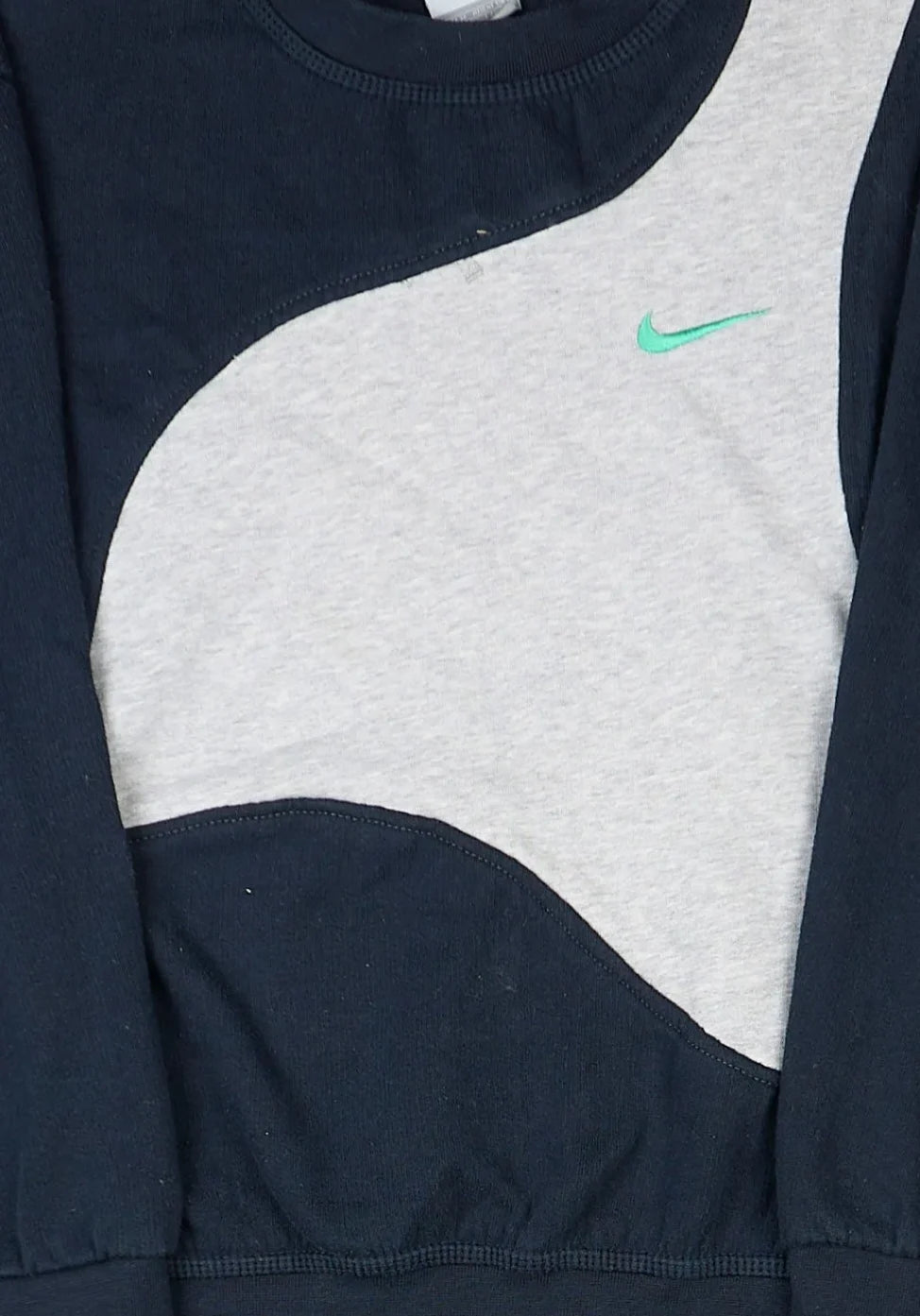 Nike - Renewed Sweatshirt (XXS)