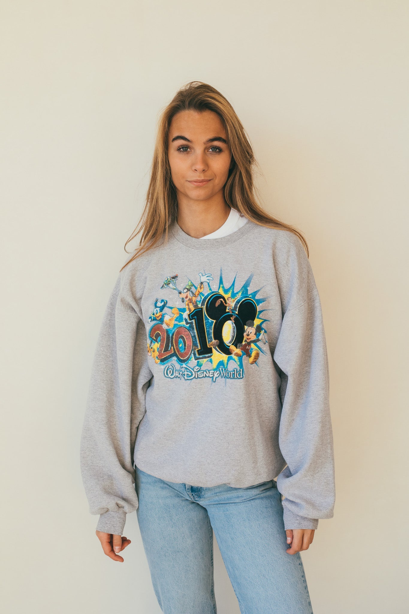 2010 Walt Disney Worl - Sweatshirt